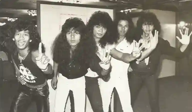 Band Rock Pertama Indonesia