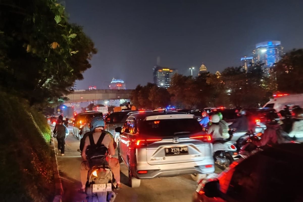 Pembakaran Tol
