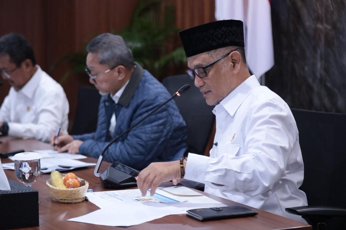 Curhat Curhat
