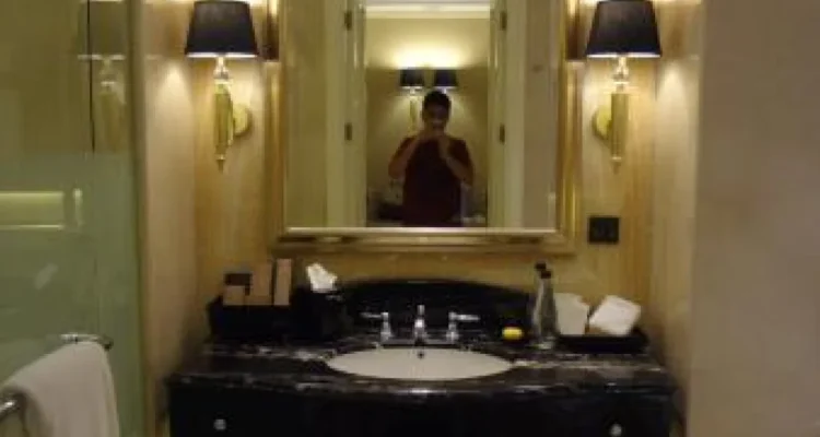 Kamar Mewah Trans Hotel