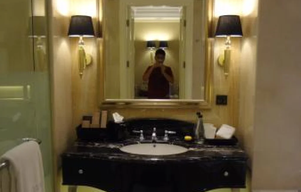 Kamar Mewah Trans Hotel