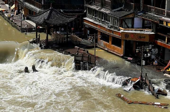Banjir Bandang China